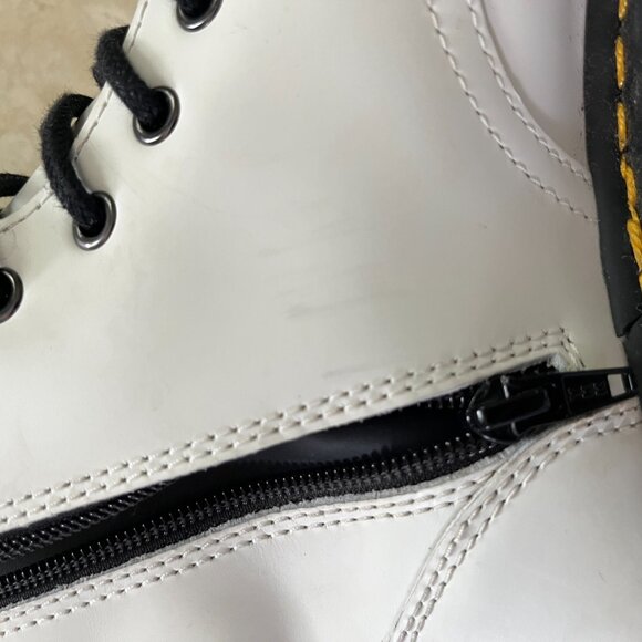 Dr. Martens Sz 8 Womens Jadon White Leather Platform Boot Lace Up Zip IN - Picture 12 of 13